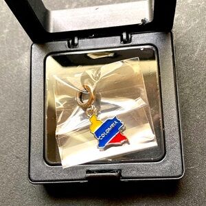 🆕🇨🇴Columbia Charm Jewelry
